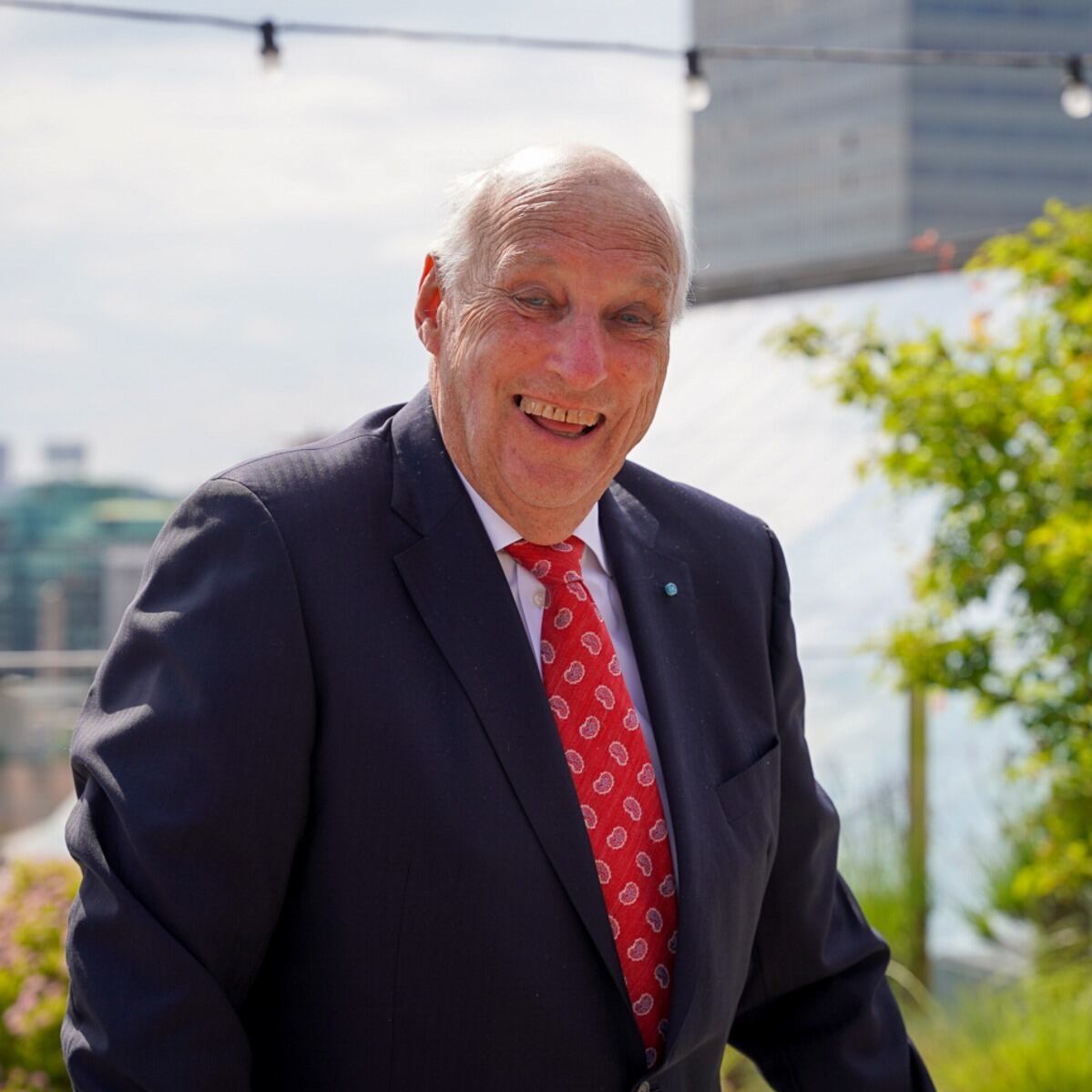 El rey Harald V fue hospitalizado por una infección en Malasia a sus 87 años de edad