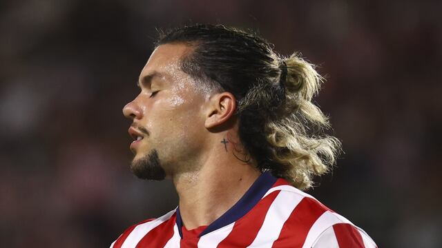 Cade Cowell con Chivas