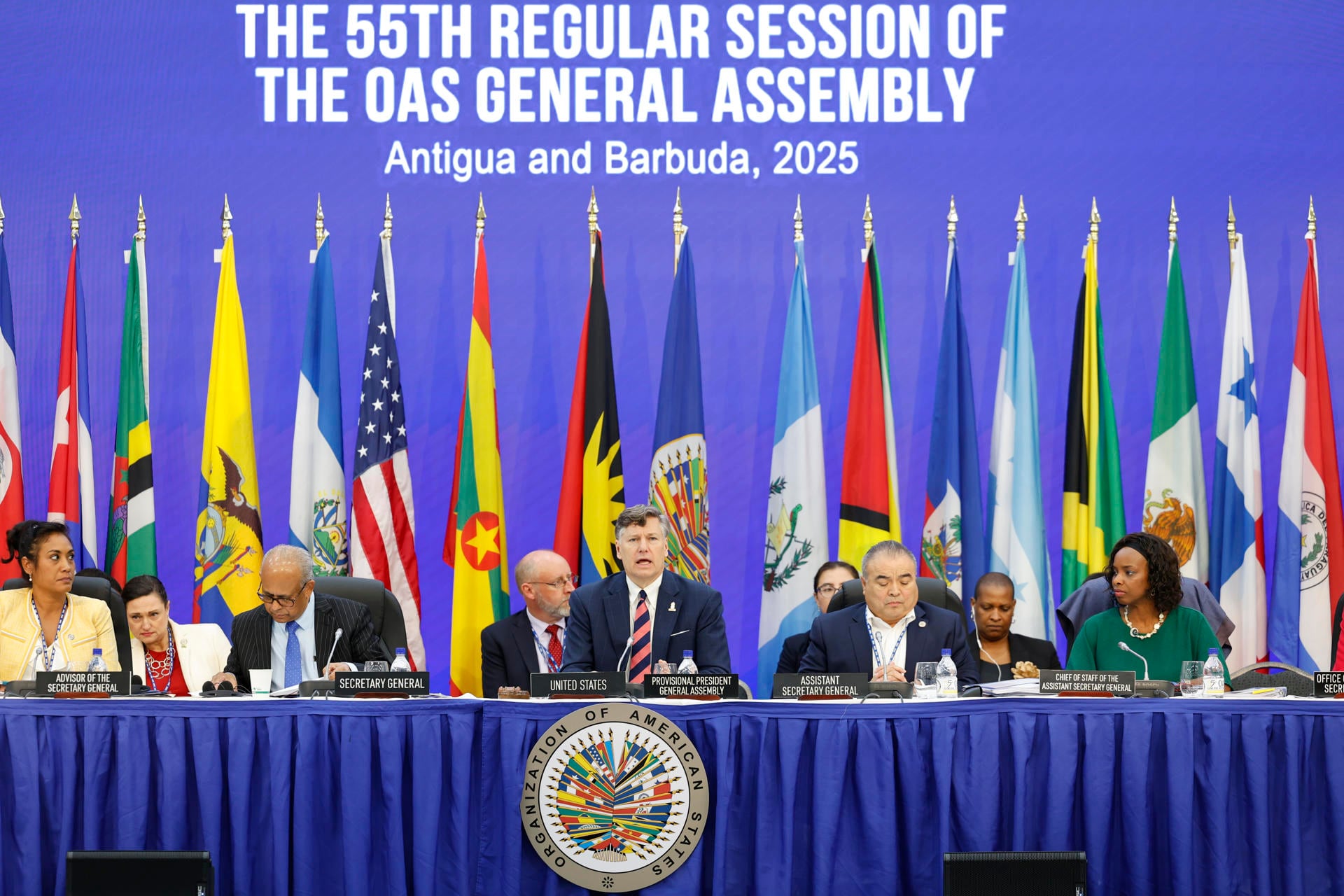 Estados Unidos durante asamblea de OEA; señalan ineficacia de la organización.
