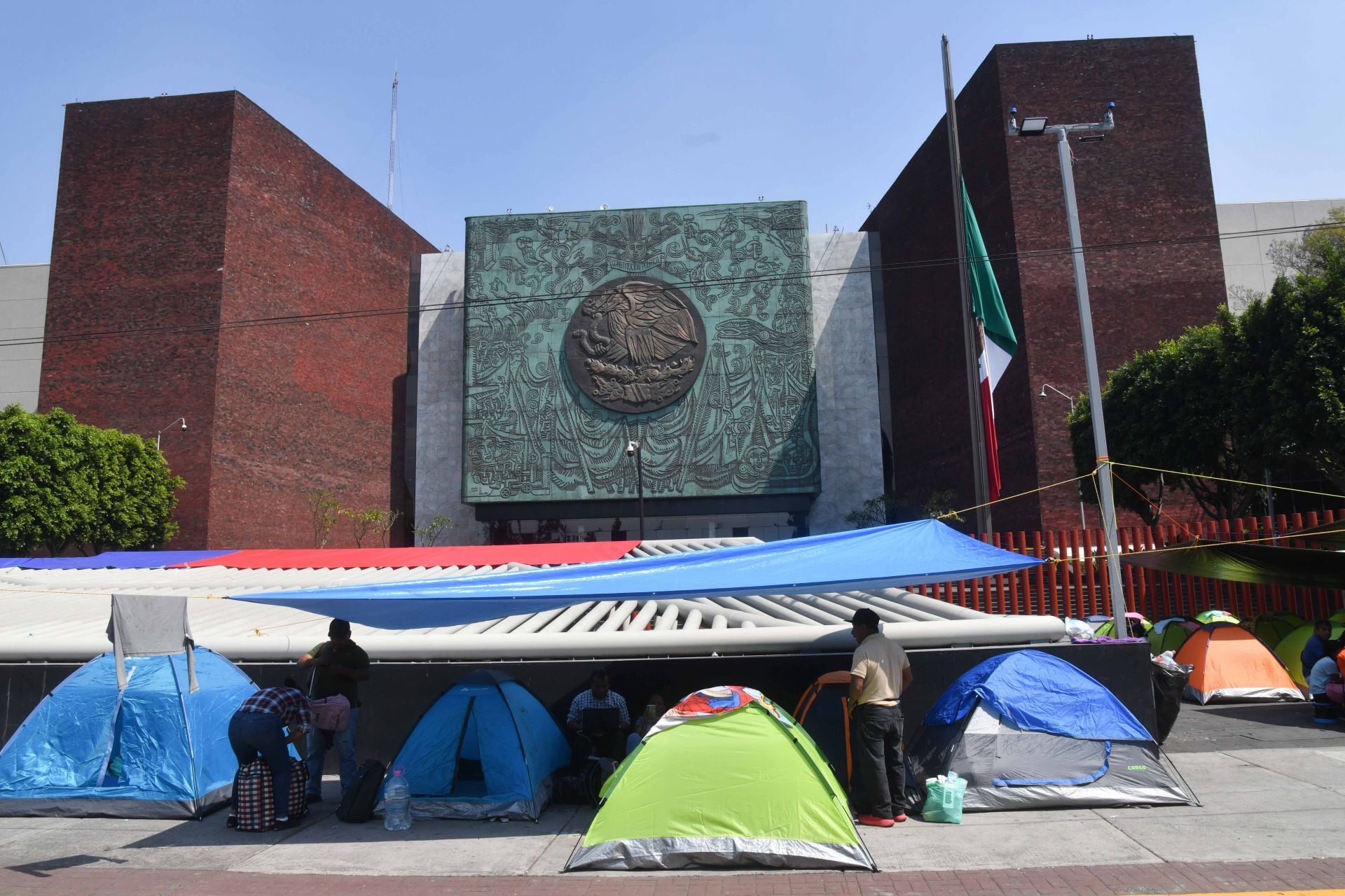 Bloqueo de la CNTE en la Cámara de Diputados