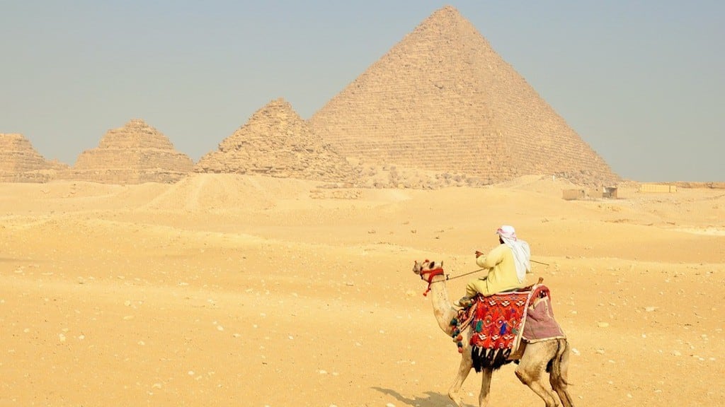 Panorámica de las Pirámides de Giza, Egipto.