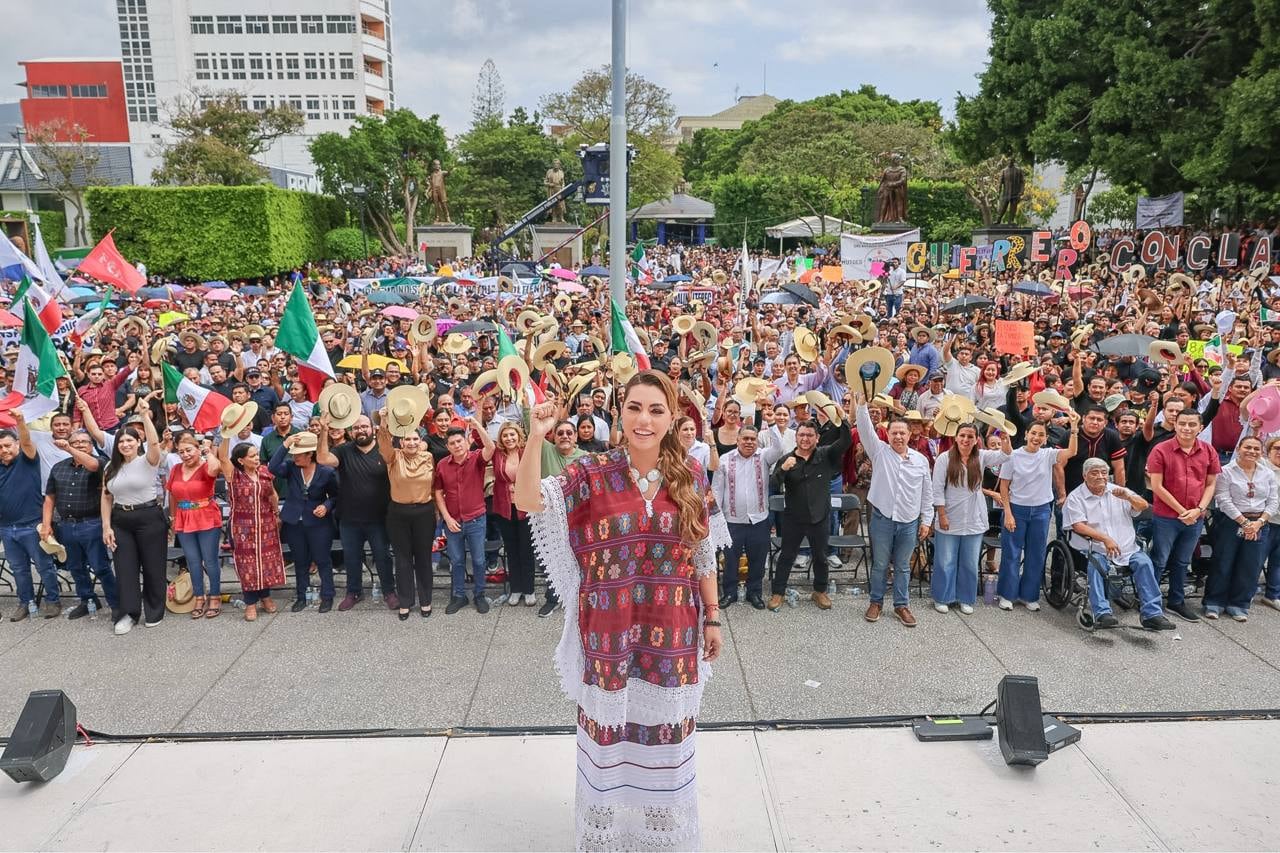 Evelyn Salgado celebra segundo Informe de gobierno de Claudia Sheinbaum.