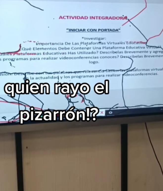 pizarrón termina todo rayado
