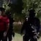 VIDEO: Policías ahorcan y golpean a joven para revisarlo, en Culiacán