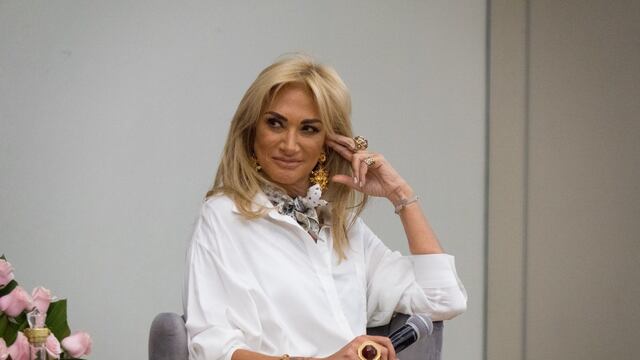 Adela Micha pide apoyo a Alejandro Moreno y la deja en visto