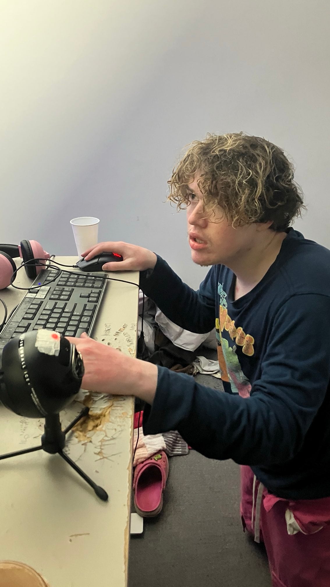 Norme, el youtuber que YouTube banneo por no dormir en 12 días