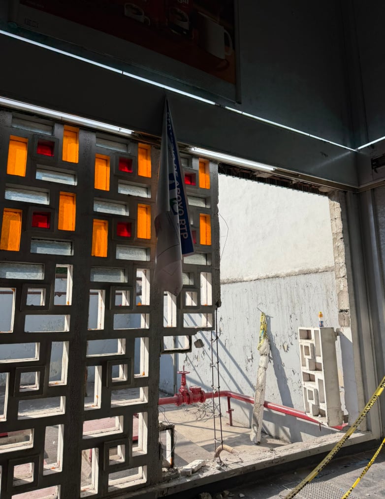 Vitrales de Enrique del Moral en Metro CDMX