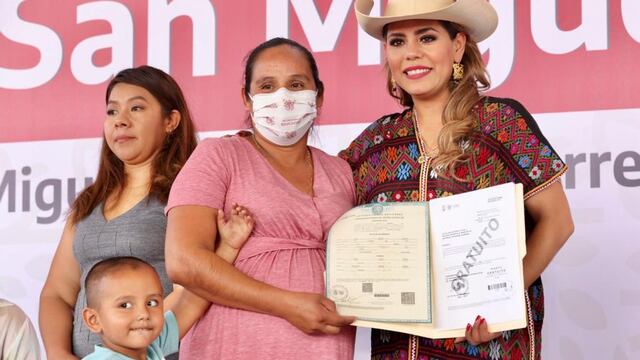 Evelyn Salgado acude a San Miguel Totolapan para ofrecer programas de atención social y bienestar