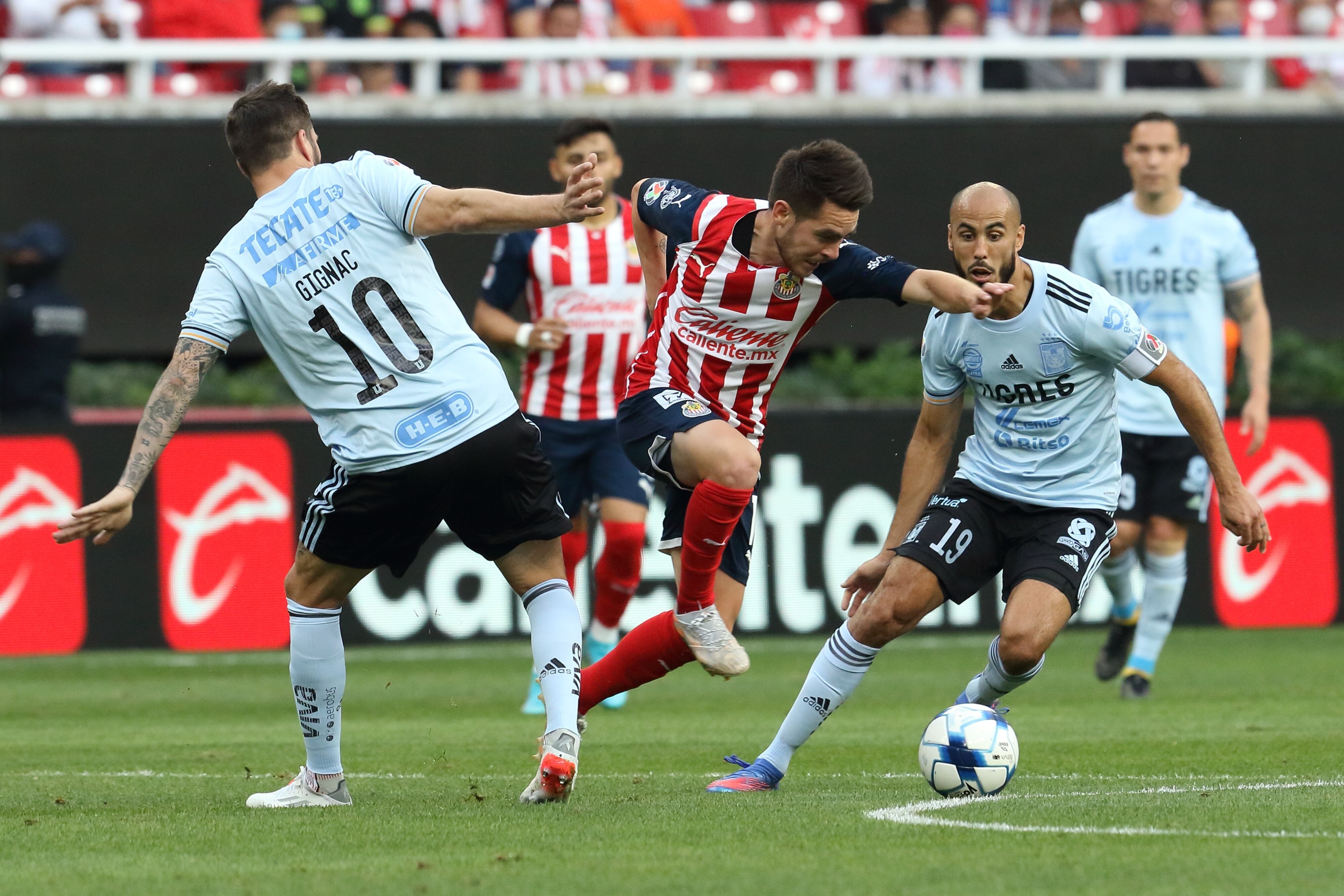 Chivas vs Tigres
