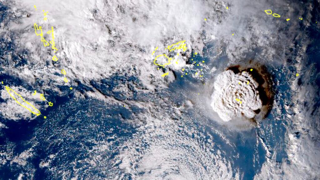 ¿Qué es un meteotsunami? El volcán submarino en Tonga provocó este fenómeno al hacer erupción
