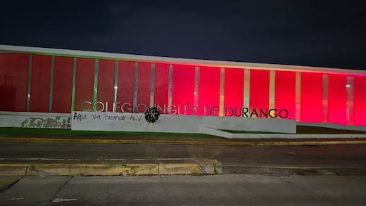 Detienen a padres de un alumno por amenaza con corona fúnebre en colegio de Culiacán