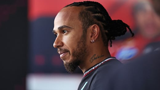 Escándalo en la Fórmula 1: Conflicto legal amenaza con quitarle uno de sus títulos a Lewis Hamilton