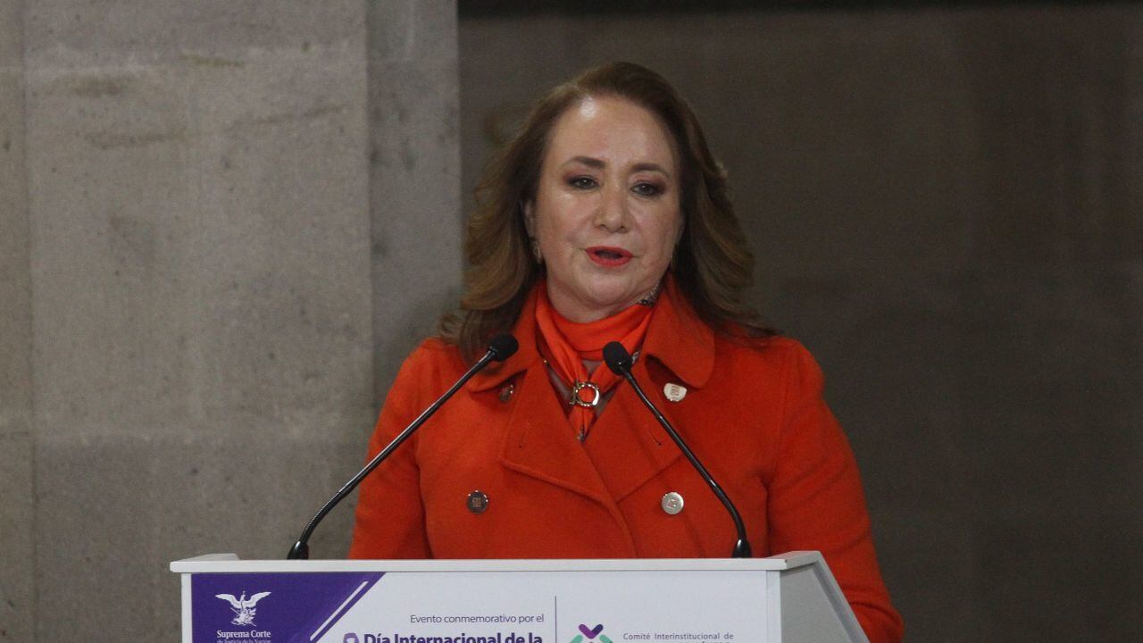 Yasmín Esquivel, ministra de la SCJN, está de luto; murió su papá