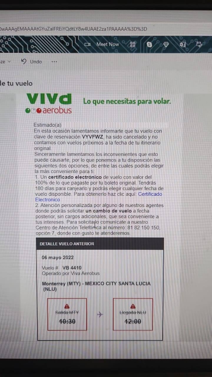 Viva Aerobús cancela vuelo