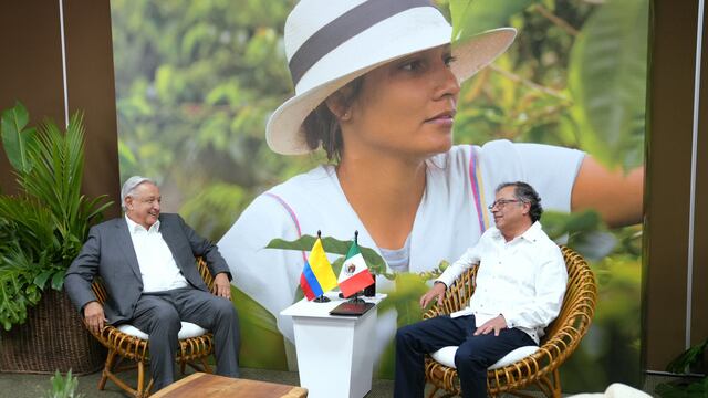 AMLO ya llegó a Colombia y se reunió con Gustavo Petro a puerta cerrada