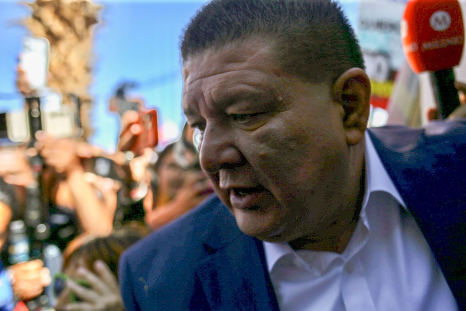 César Jáuregui envía mensaje: “Estoy bien y muy fuerte”