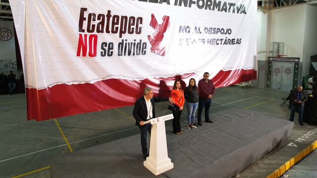 Fernando Vilchis marcha a Toluca con vecinos de Ecatepec