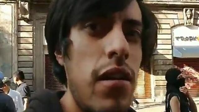 "Anarquistas" que dejan descansar a Luis Echeverría en paz.