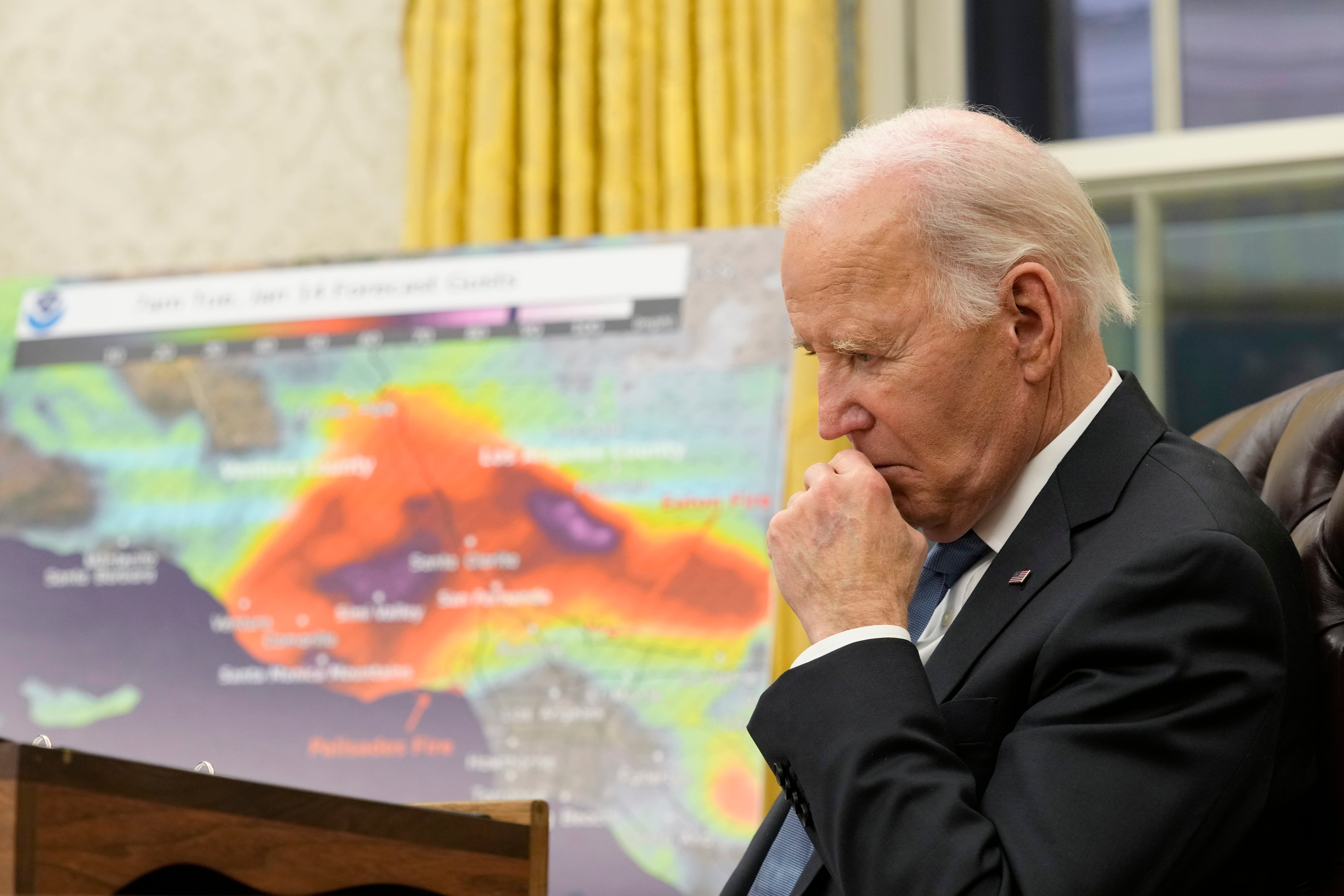 Joe Biden anuncia pago único de 770 dólares para víctimas de los incendios de Los Ángeles