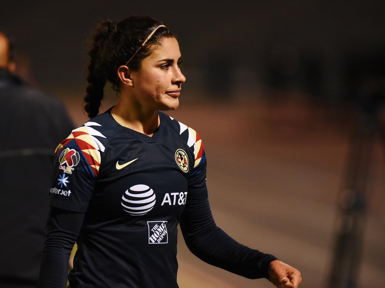 Alondra González en un partido de las Águilas