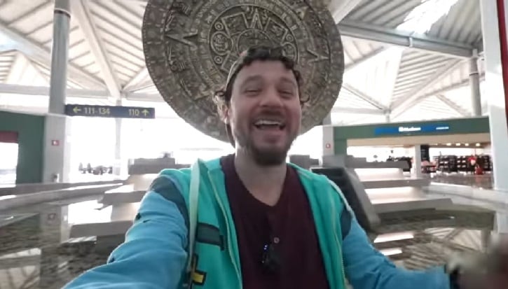 AIFA cumple los sueños de Luisito Comunica