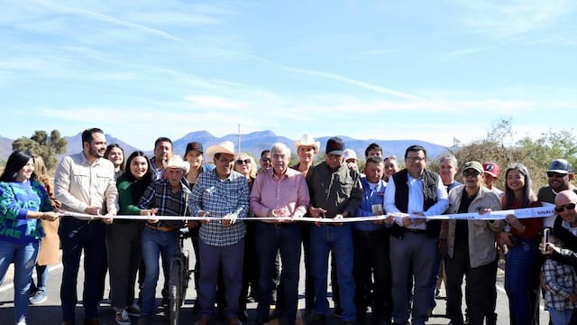 Rubén Rocha inaugura obras en El Fuerte, Sinaloa