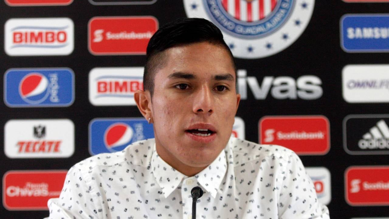 Salcedo en su presentación con los tapatíos.