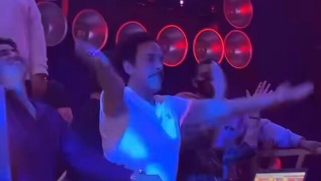 Omar Fayad en el antro