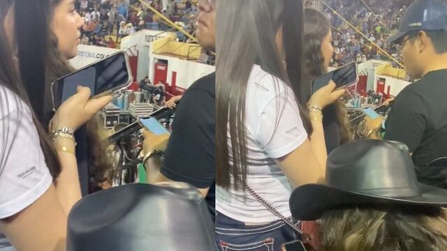 Lo cachó en la movida