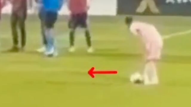 Lionel Messi tiro libre