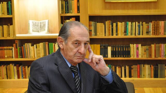 Muere el escritor Eduardo Lizalde