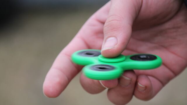 El fidget spinner es usado por personas con autismo