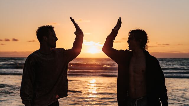 Este 5 de septiembre se celebra el Día del Hermano en México y te revelamos las mejores frases