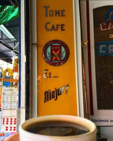 Café Equis, el expendio de café más antiguo de CDMX