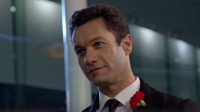 La Rosa de Guadalupe: ¿De qué trata “El hombre del clavel rojo”?