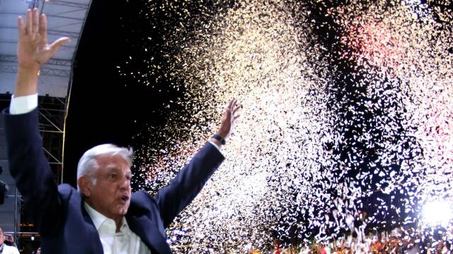 AMLO en el Zócalo un 1 de julio