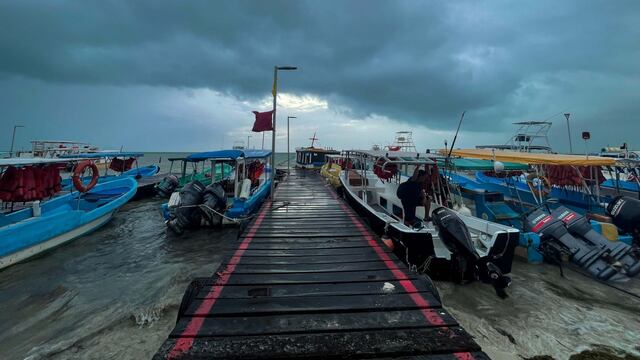 Emiten alerta por fuertes lluvias en Quintana Roo