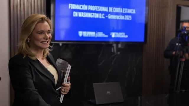 Maru Campos agradece apoyo de los chihuahuenses ante marcha en su contra