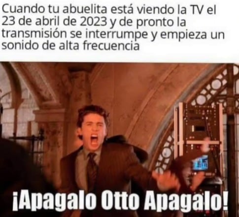 Los memes del 23 de abril de 2023, toman con humor la falsa teoría de que una tormenta apagará el Internet