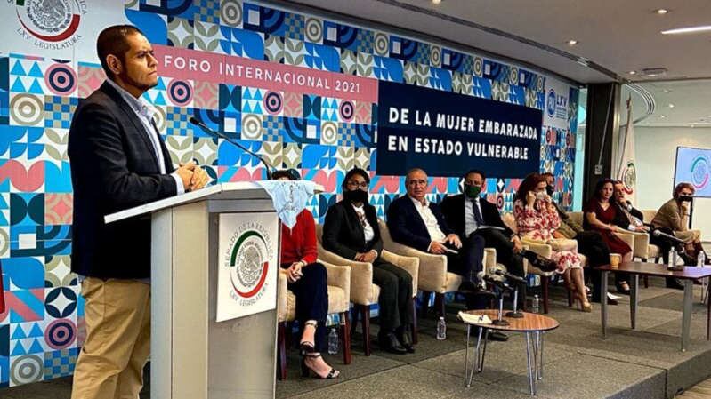 Tumbaburros en el Senado