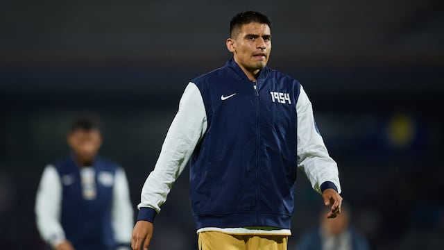 Guillermo Martínez con Pumas.