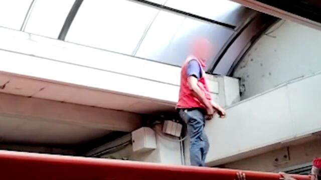 Cae surfer del Metro de la CDMX, fue puesto a disposición del MP