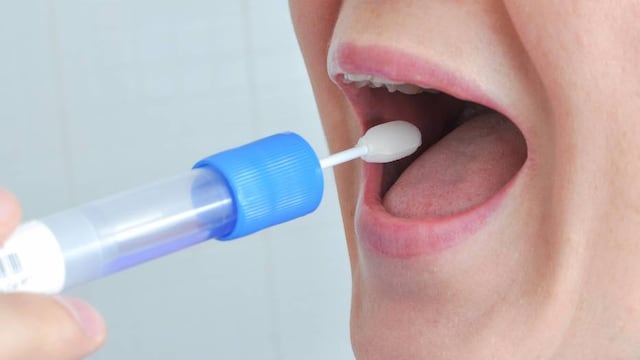 Prueba de saliva.