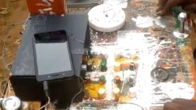 DJ crea su propio controlador con objetos