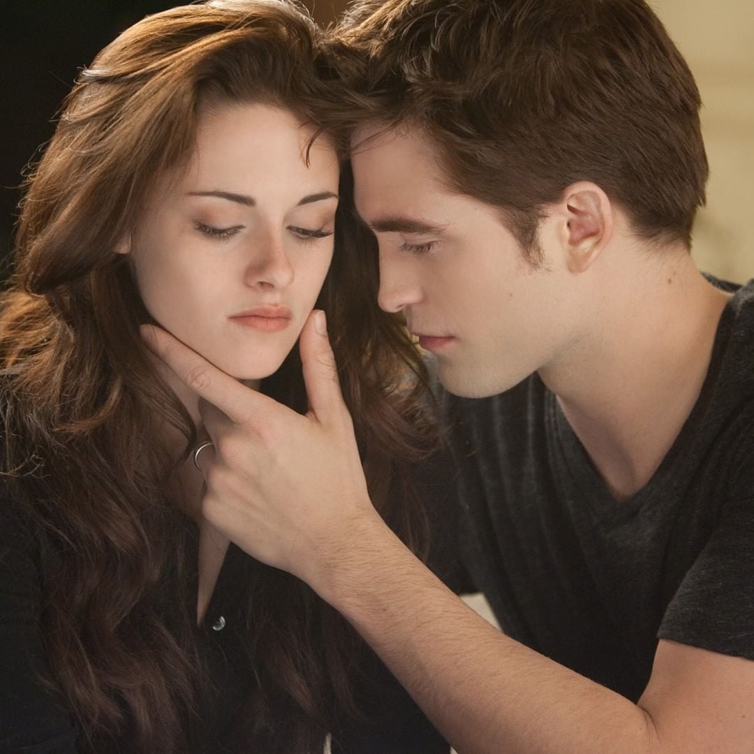 Robert Pattinson y Kristen Stewart en Crepúsculo