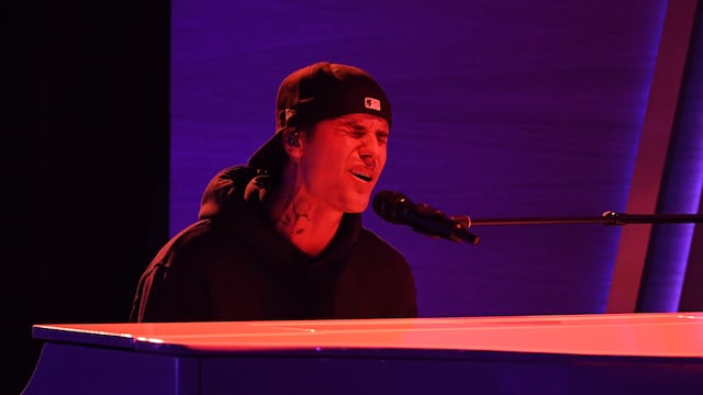 Justin Bieber en los premios Grammy 2022.