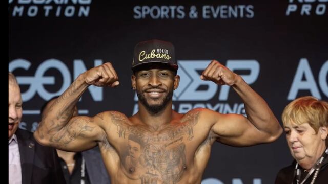 Él es William Scull, el próximo rival de Canelo Álvarez