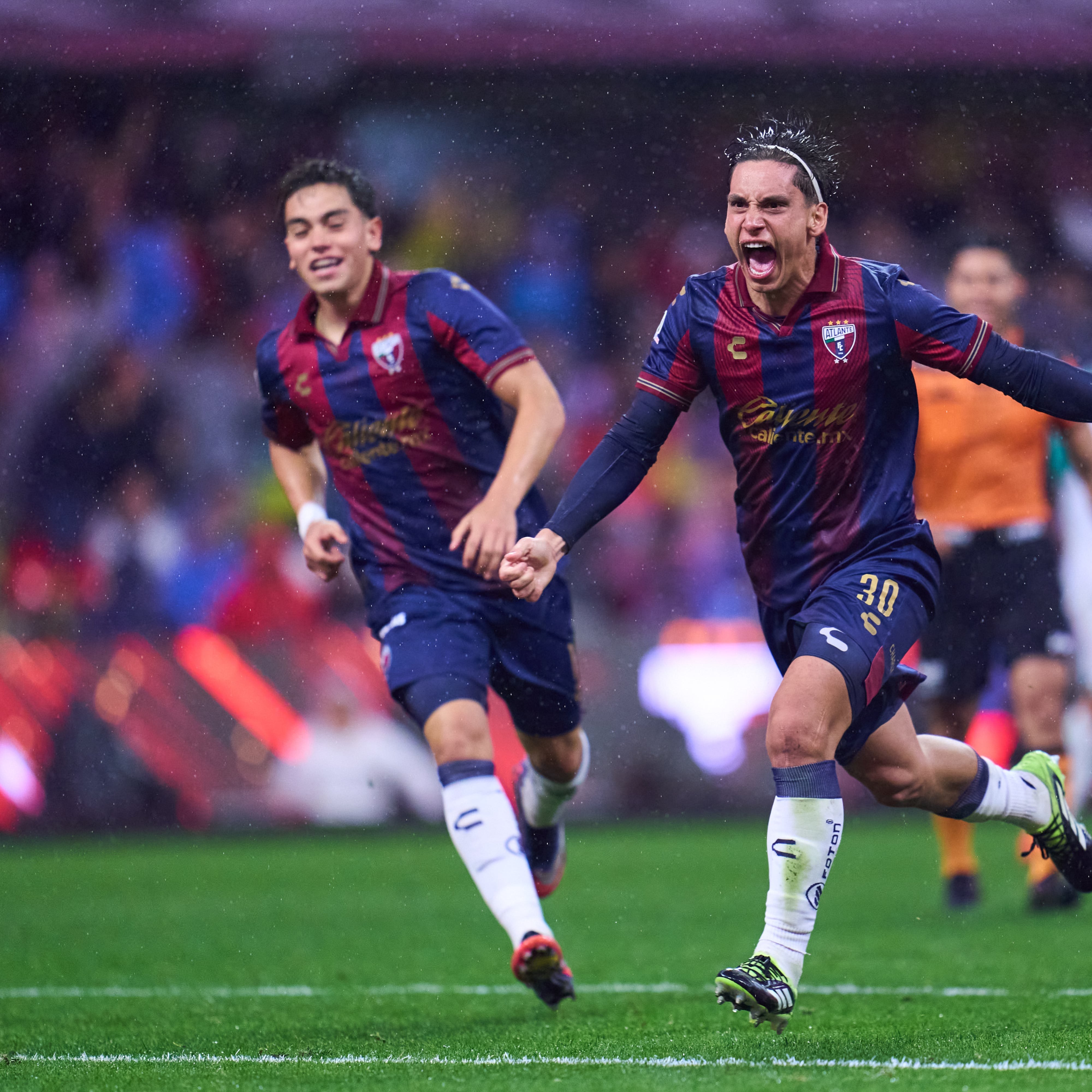 Atlante empata de último minuto ante León