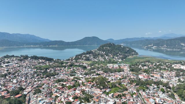 Presa Miguel Alemán de Valle de Bravo