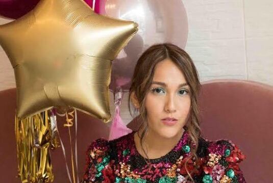 Melissa Elias, la mujer que insultó a trabajadora del hogar